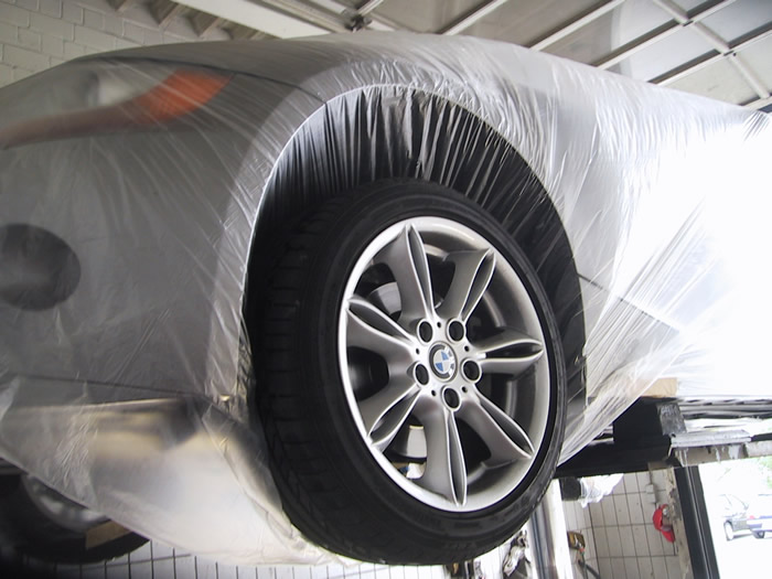 Auch die teueren Alu-Felgen müssen geschützt werden.