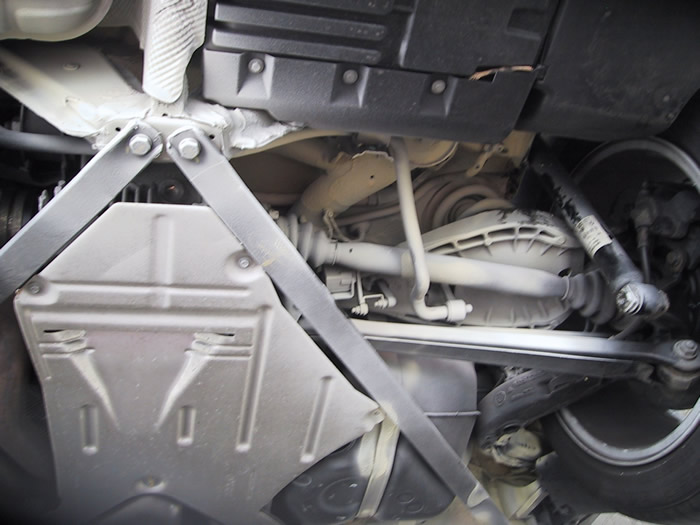 Dank der langzeit Kriechwirkung dringt das Korrossionsschutzfett in alle Hohlräume ein.